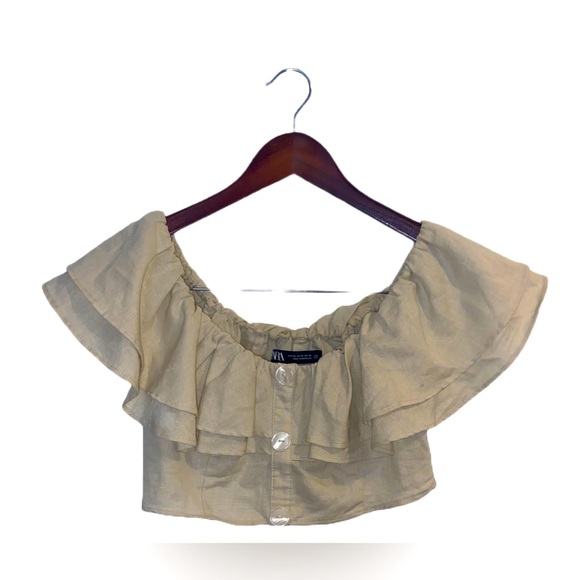 Zara Tops - ZARA BEIGE CROPPED RUFFLE TOP SIZE XS